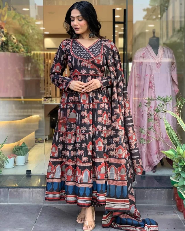 Women V Neck Printed Work Cotton Fabric Kurta Pant With Dupatta Set - Taantav Stretch Fit Pants