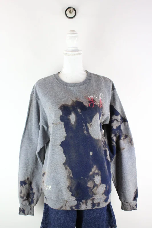 Vintage Batic Sweatshirt (M) Graphic Hoodie Design Print