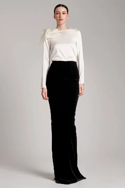 Silk Velvet High Waisted Maxi Skirt in Black button skirt front
