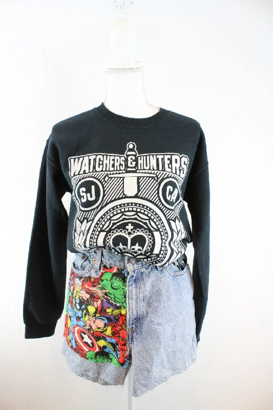 Vintage Watchers & Hunters Sweatshirt (M) Hoodie with Ribbed Neckline Snug Warm