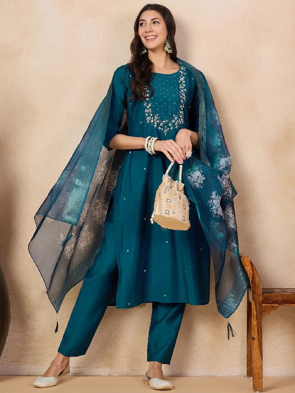 Women Round Neck Embroidered Work Viscose Rayon Fabric Kurta & Pant With Dupatta Set - Taantav Relaxed Casual Leggings Women Round Neck Embroidered Work Viscose Rayon Fabric Kurta & Pant With Dupatta Set - Taantav Relaxed Casual Leggings