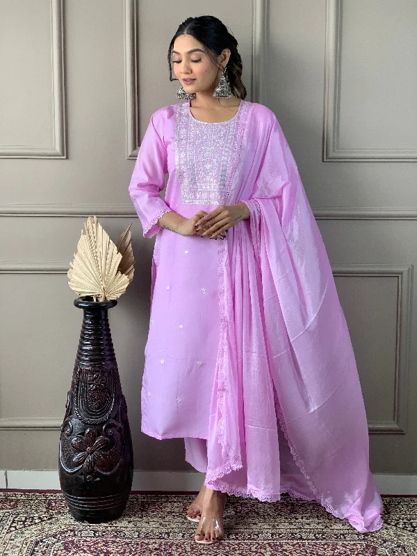 Women Round Neck Embroidered Work, Chanderi Fabric Kurta & Pant With Dupatta Set - Taantav Slim-Fit Leggings