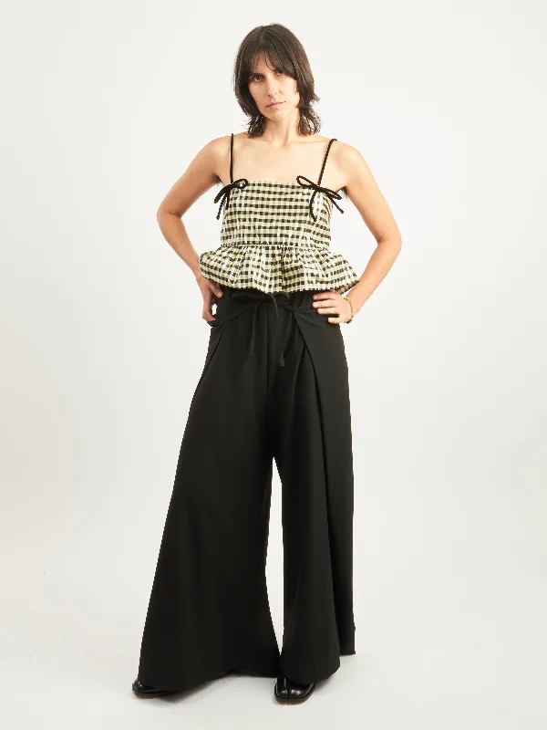 Black Bind Pants Chic Capri Pants