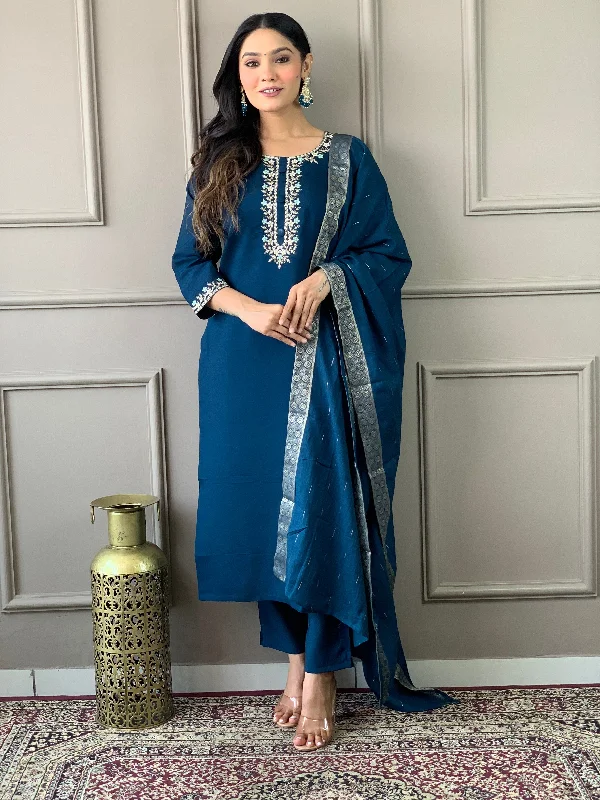 Women Round Neck Embroidered Work, Chanderi Fabric Kurta & Pant With Dupatta Set - Taantav Lightweight Jogger Pants