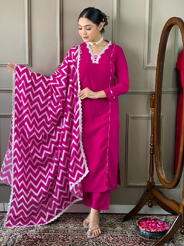 Women V Neck Embroidered Work Viscose Fabric Kurta & Pant With Dupatta Set - Taantav Elegant Palazzo Trousers Women V Neck Embroidered Work Viscose Fabric Kurta & Pant With Dupatta Set - Taantav Elegant Palazzo Trousers