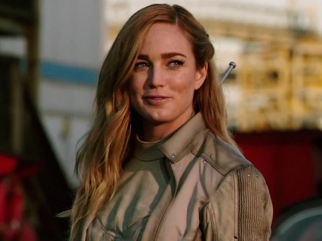 Legends Of Tomorrow S01Ep16 Sara Lance Trench Coat