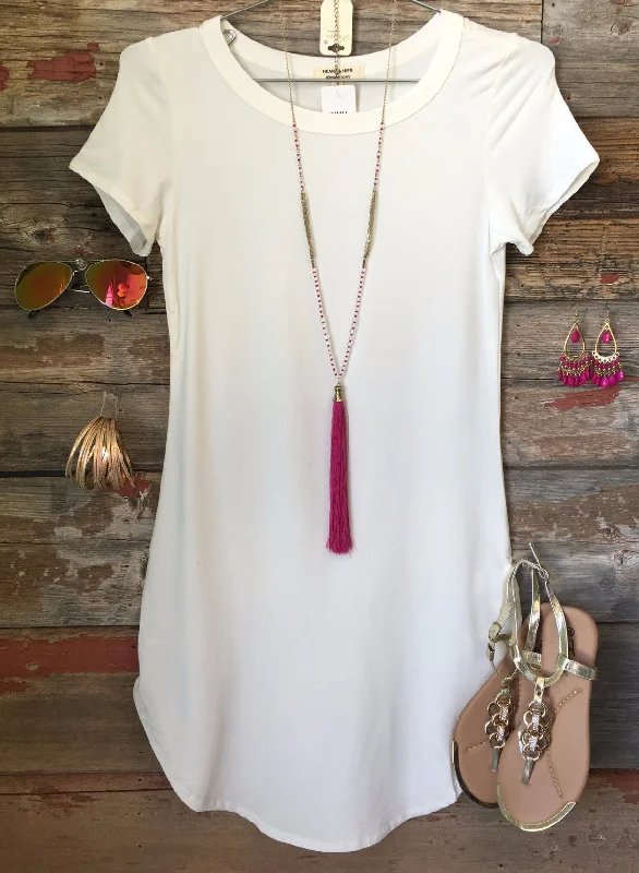 Fun in the Sun Tunic Dress: White