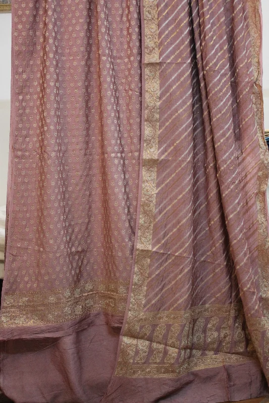 Enchanting Lavender Beauty: Lavender Handloom 3 Pcs Cotton Silk Banarasi Dress Material