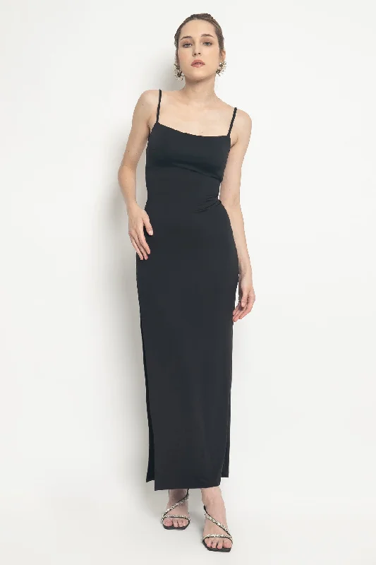 Ariel Dress in Black