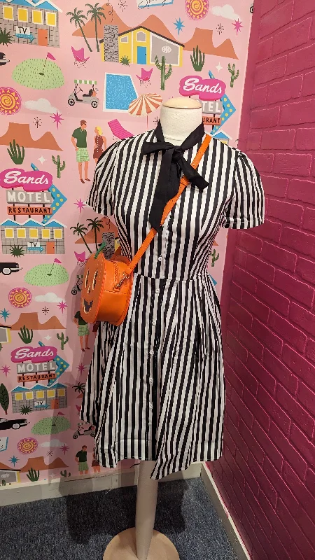 Retro Black and White Striped Print Dress